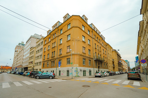 zunanjost-bloka.jpg