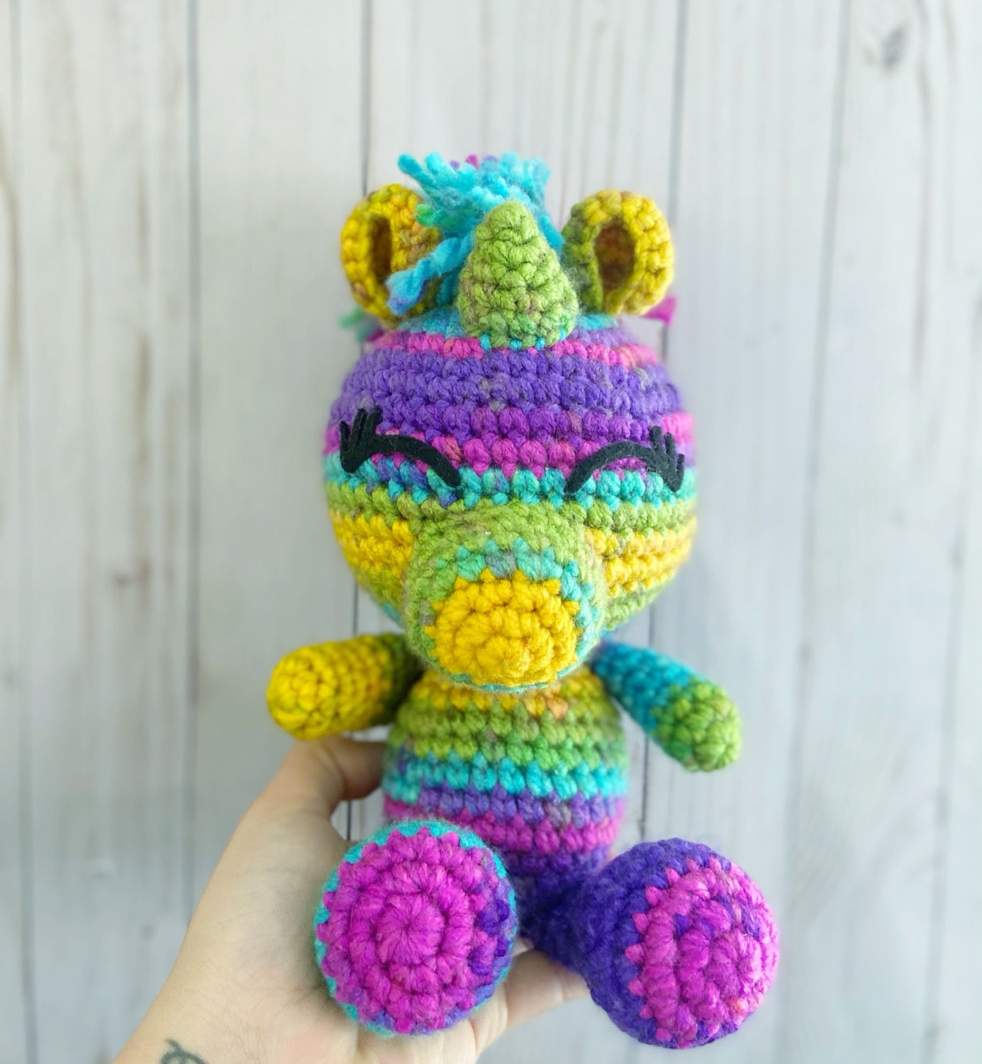 Rainbow unicorn made from Kaytedids hatching unicorn pattern