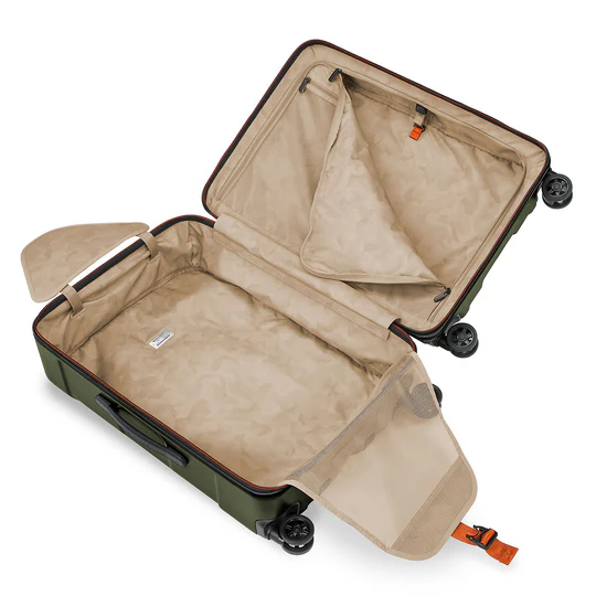 Thumbnail: Briggs & Riley Torq Medium Spinner