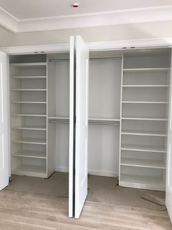 Master Reach In Closets