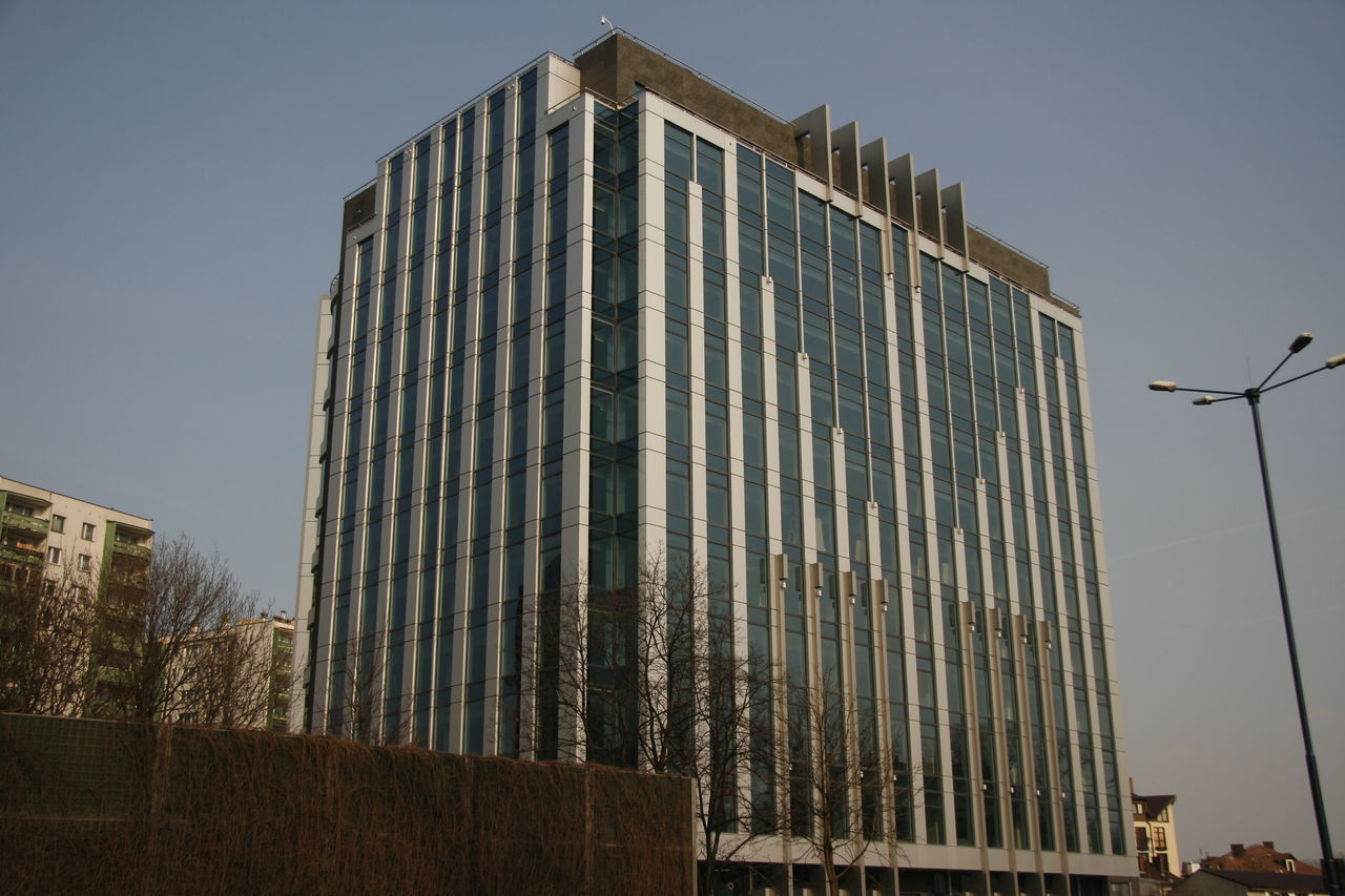 Vinci Office Building in Cracow, a large commercial facility featuring Schuco joinery and alucobond ventilated facade