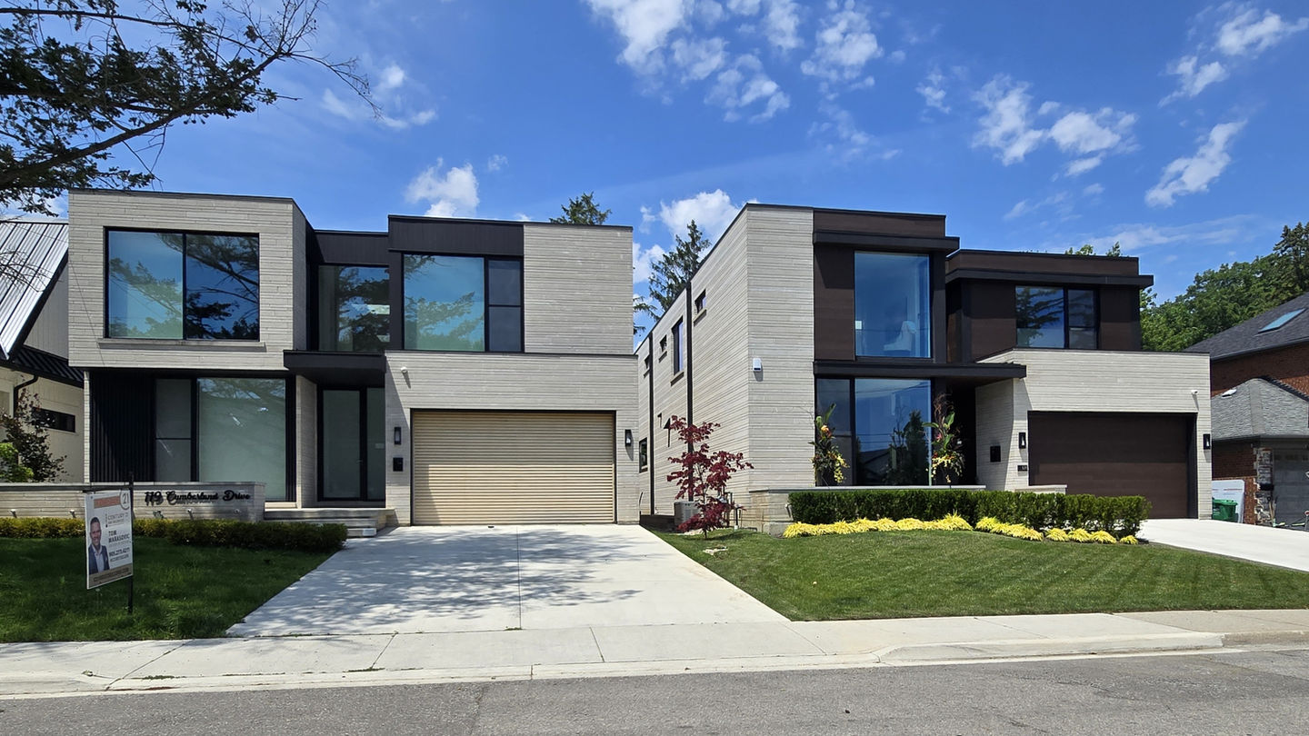 Two Residences with Reynaers aluminum joinery fabricated by CB Aluminium System
