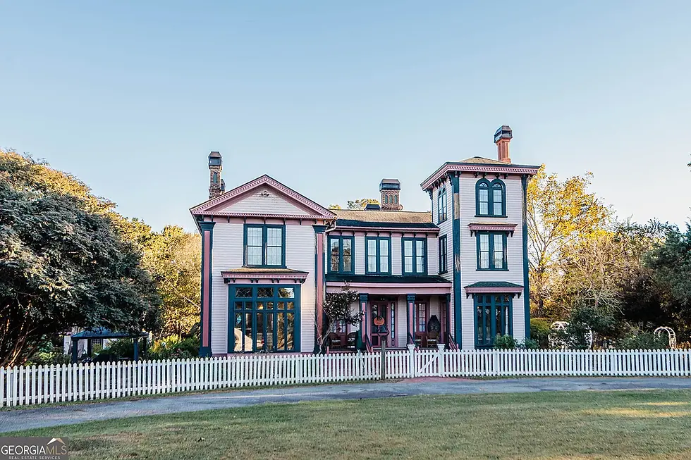 Grand Victorian Plantation Estate