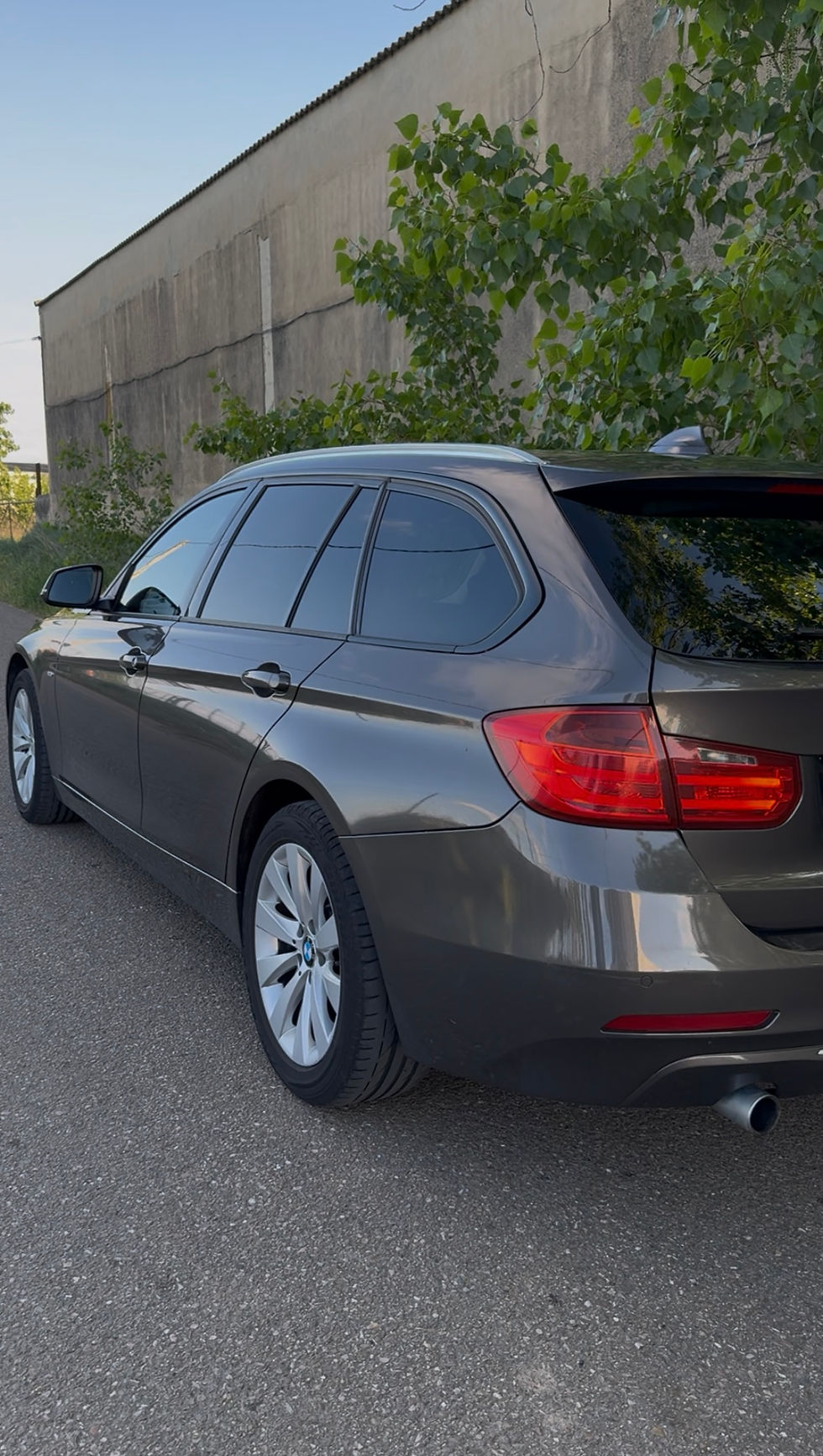 Miniatura: BMW 320D XDRIVE