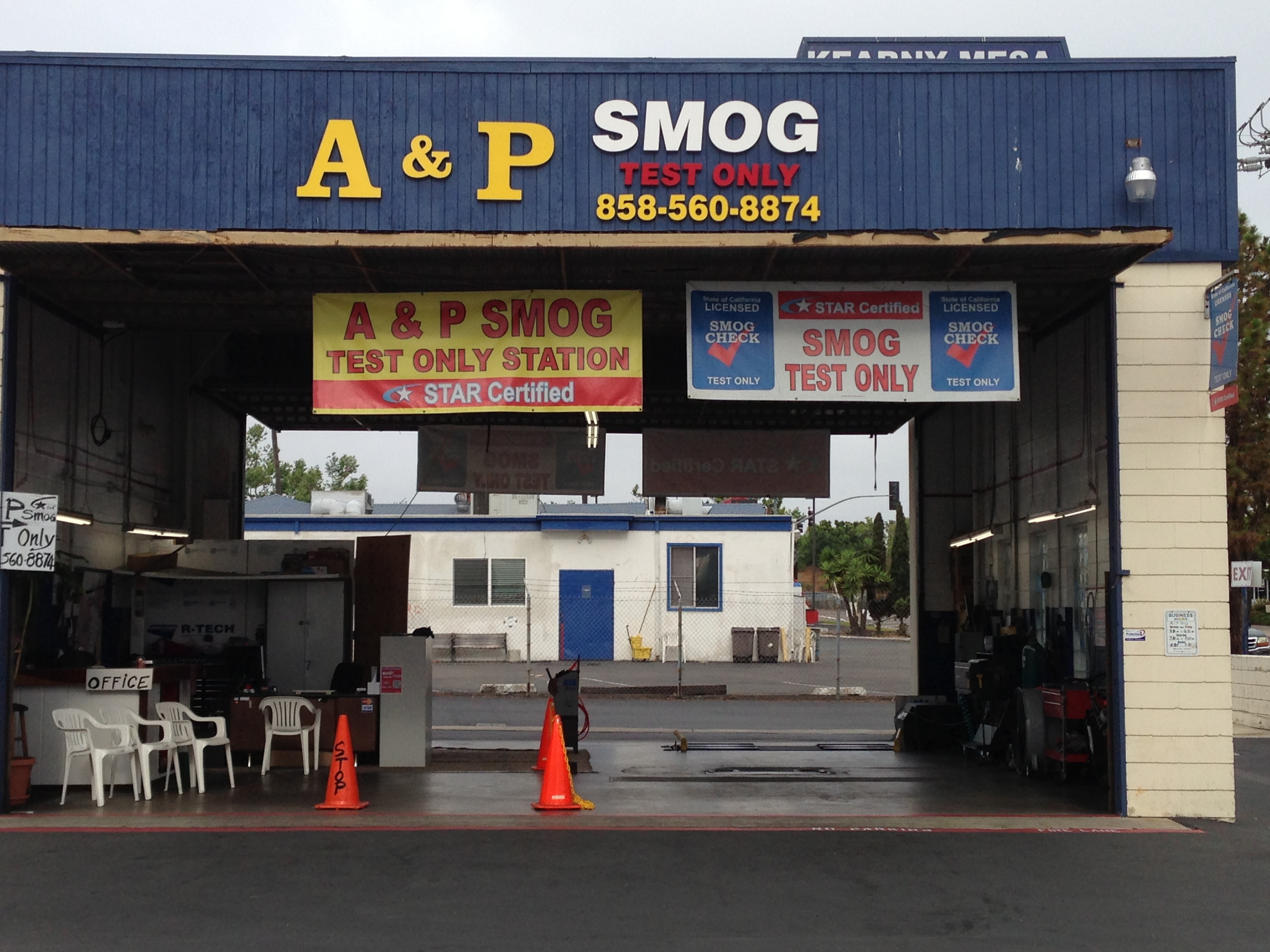 A&P Smog storefront with open bays