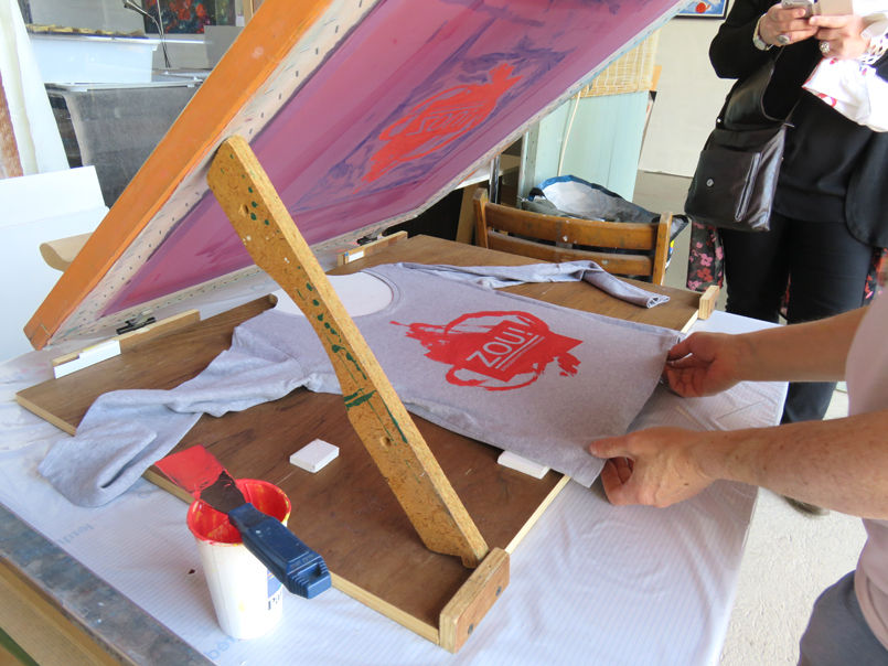 sérigraphie tee-shirt ZOU!