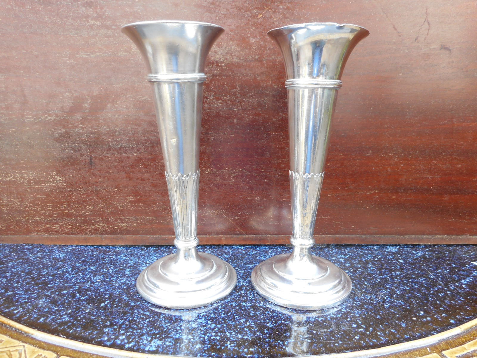 Cunard vases