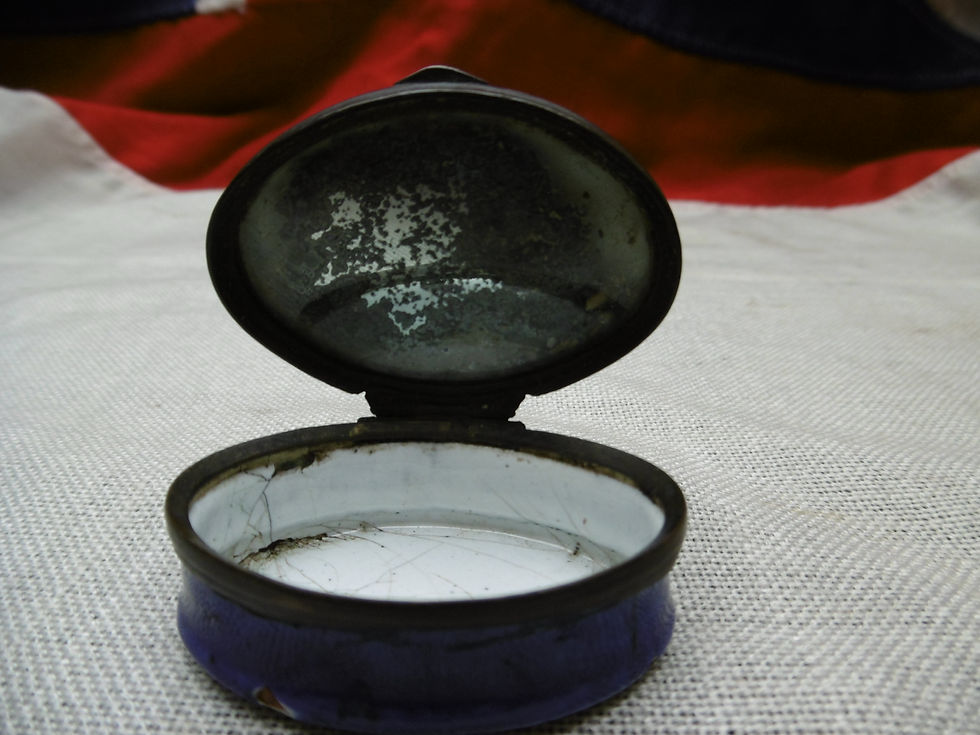 Thumbnail: 19th C Bilston ware enamel patch box