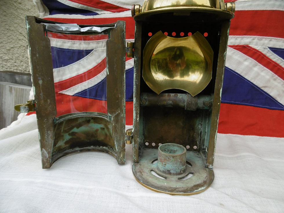 Thumbnail: Unusual light by makers Bulpitt