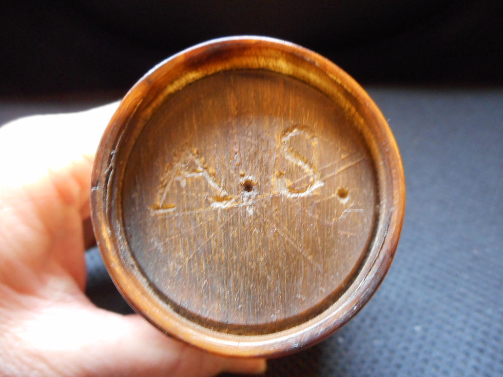 Thumbnail: No.282 - Horn whaling beaker