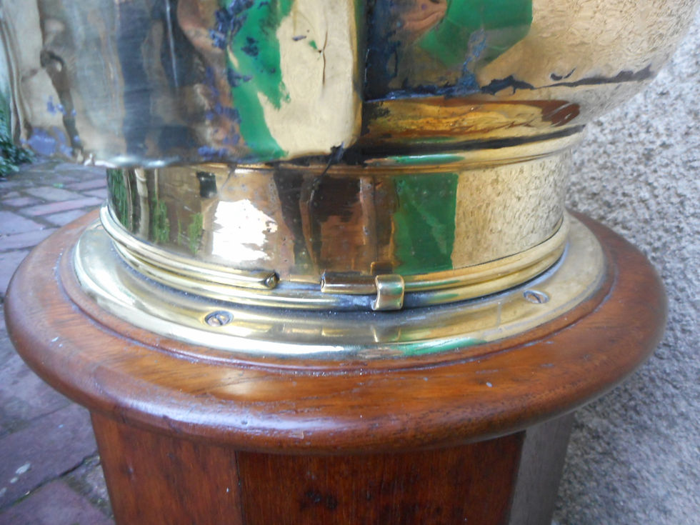 Thumbnail: Onion binnacle on wood column stand