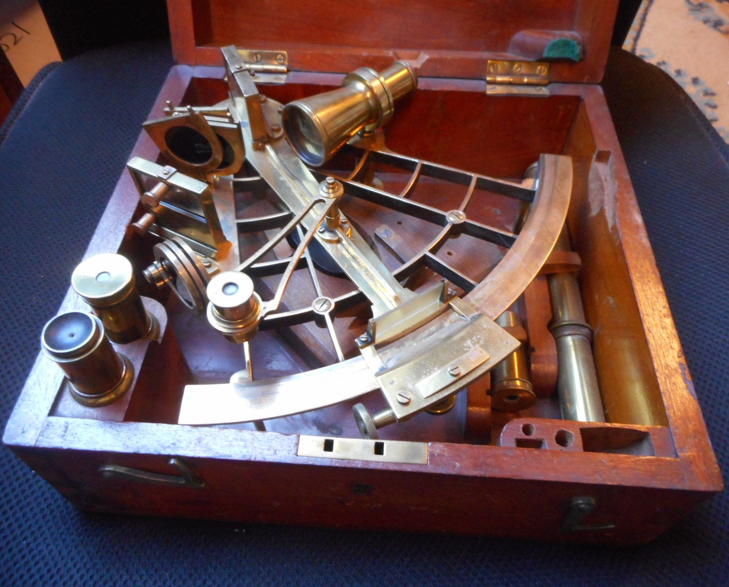 Vernier sextant by Ray circa 1870