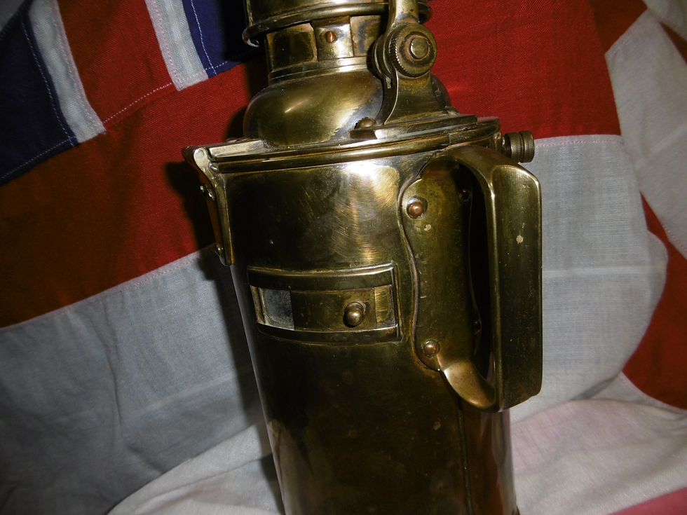 Thumbnail: Bulpitt signalling lamp