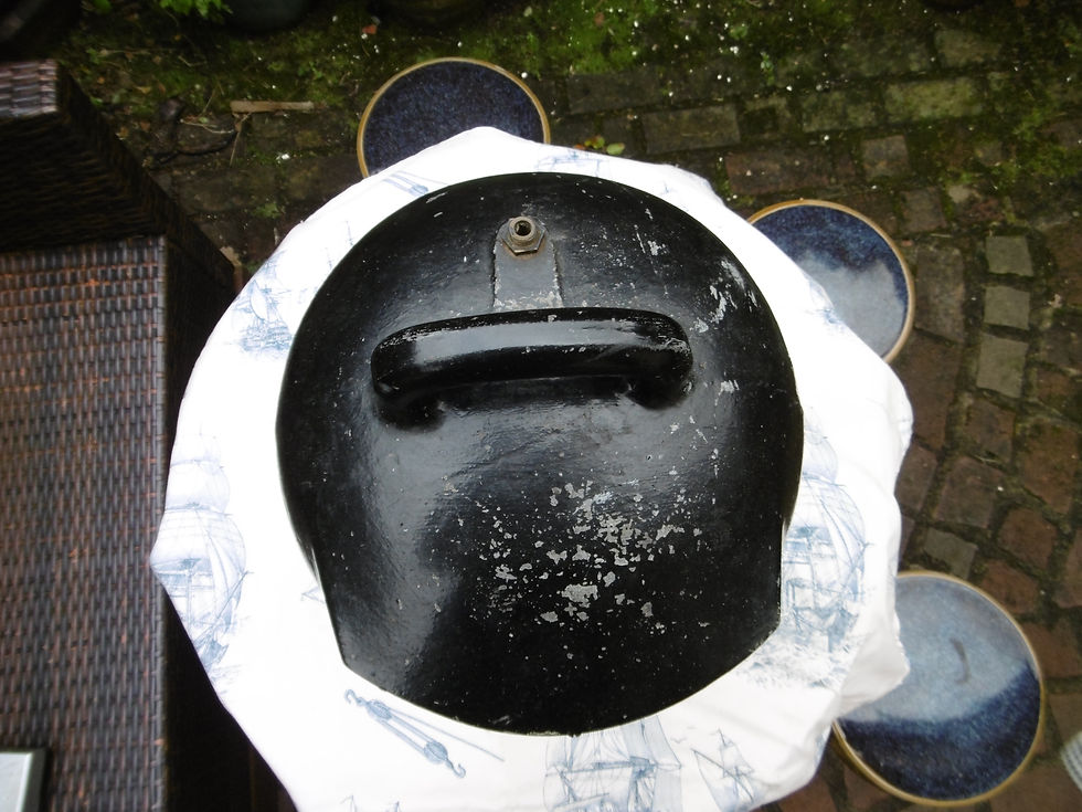Thumbnail: Iron Snead shallow water diving helmet