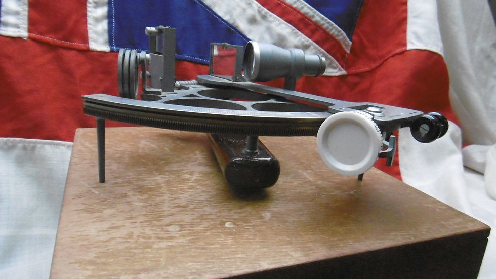 Thumbnail: Kelvin Hughes micrometer sextant