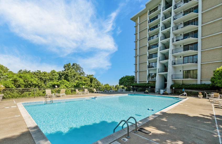 New Listing Regency Summit