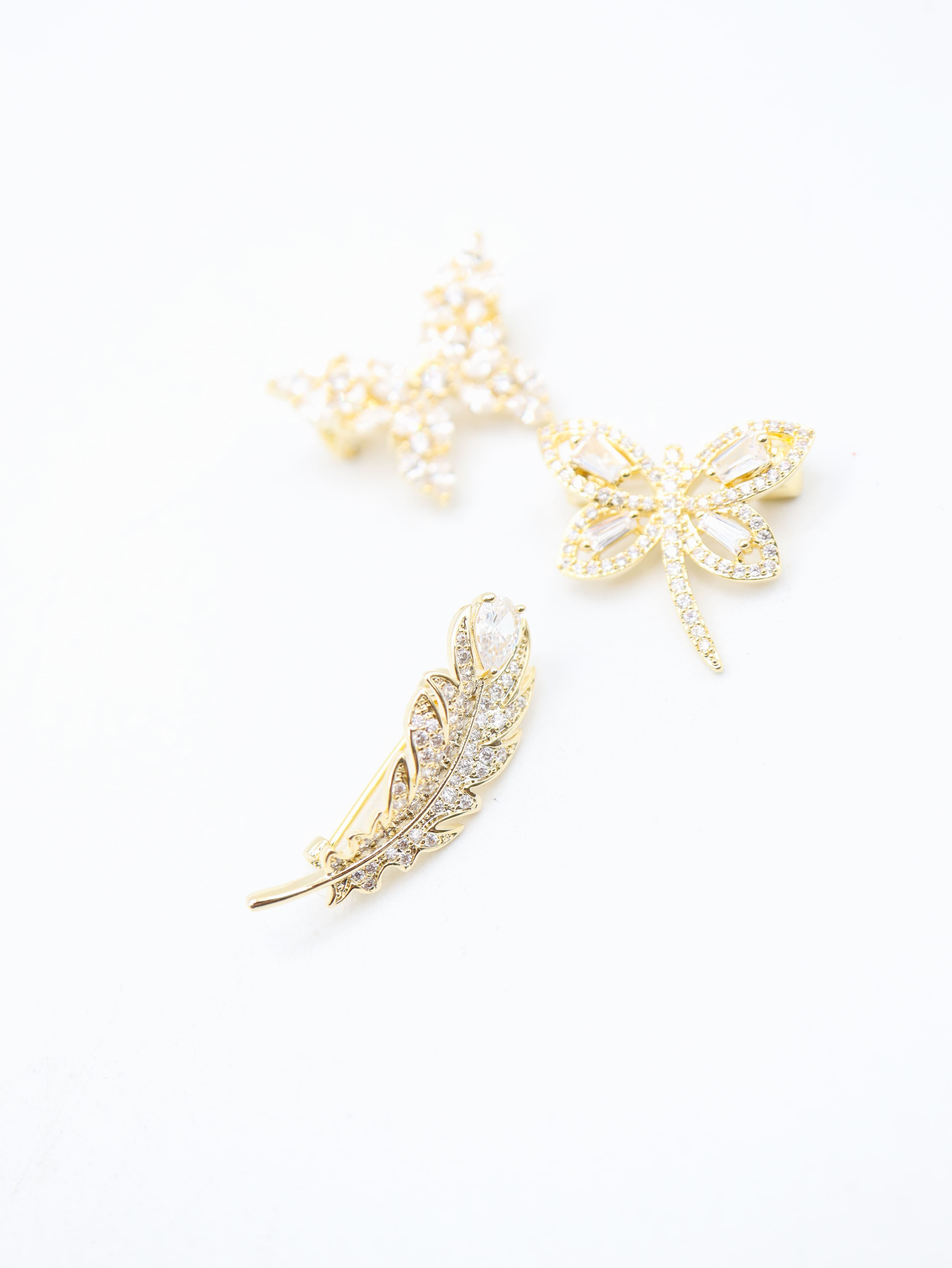 Broche fantaisie - Acier inoxydable - Plume