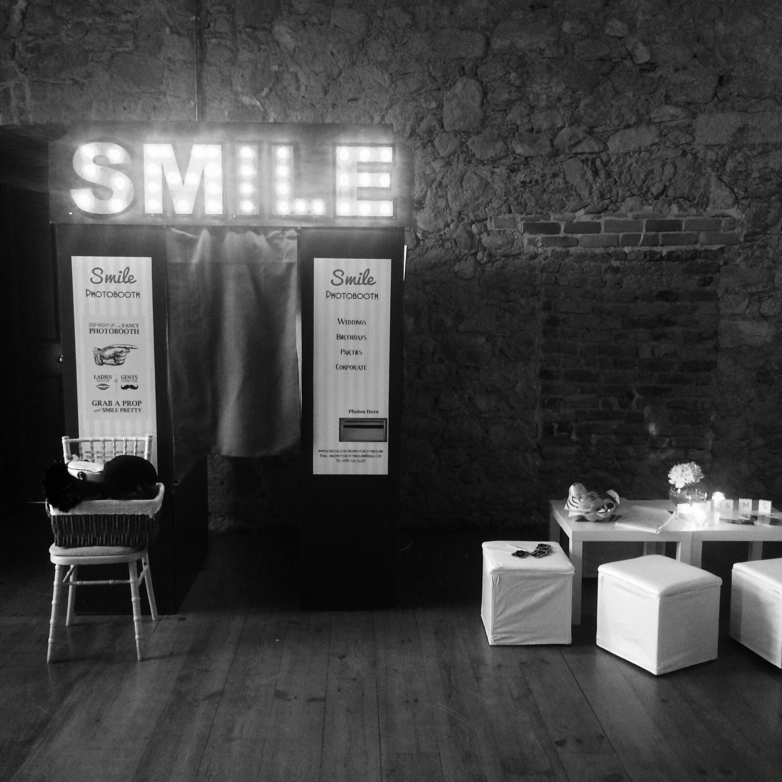 Smile Photobooth I Vintage Photobooth I Wedding Photobooth