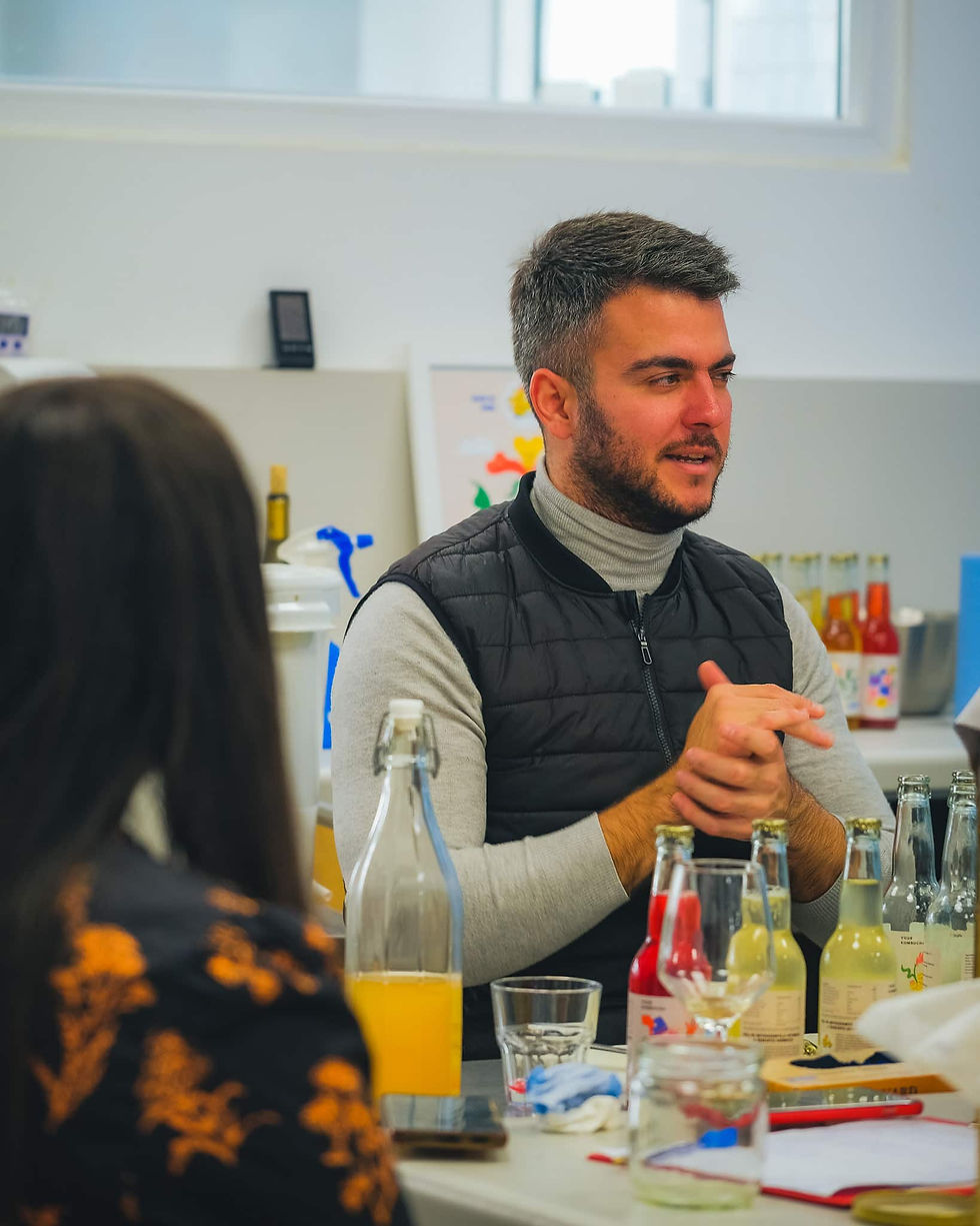Kombucha making with Your Kombucha