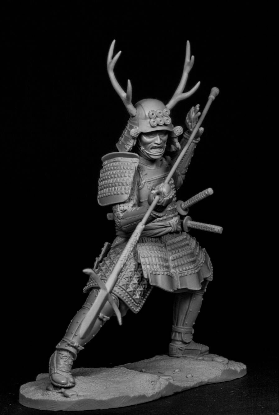 サムネイル： OMG　75ｍｍ（1/24）真田幸村　鎧武装立像　未塗装レジン製組み立てキット