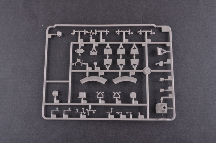サムネイル： トランペッター 1/35 ロシア連邦軍 T-80U主力戦車 09525