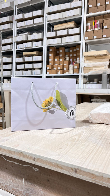 Porcelaine Moderne et Til Time to Care : Quand l'Élégance Rencontre le Tilleul