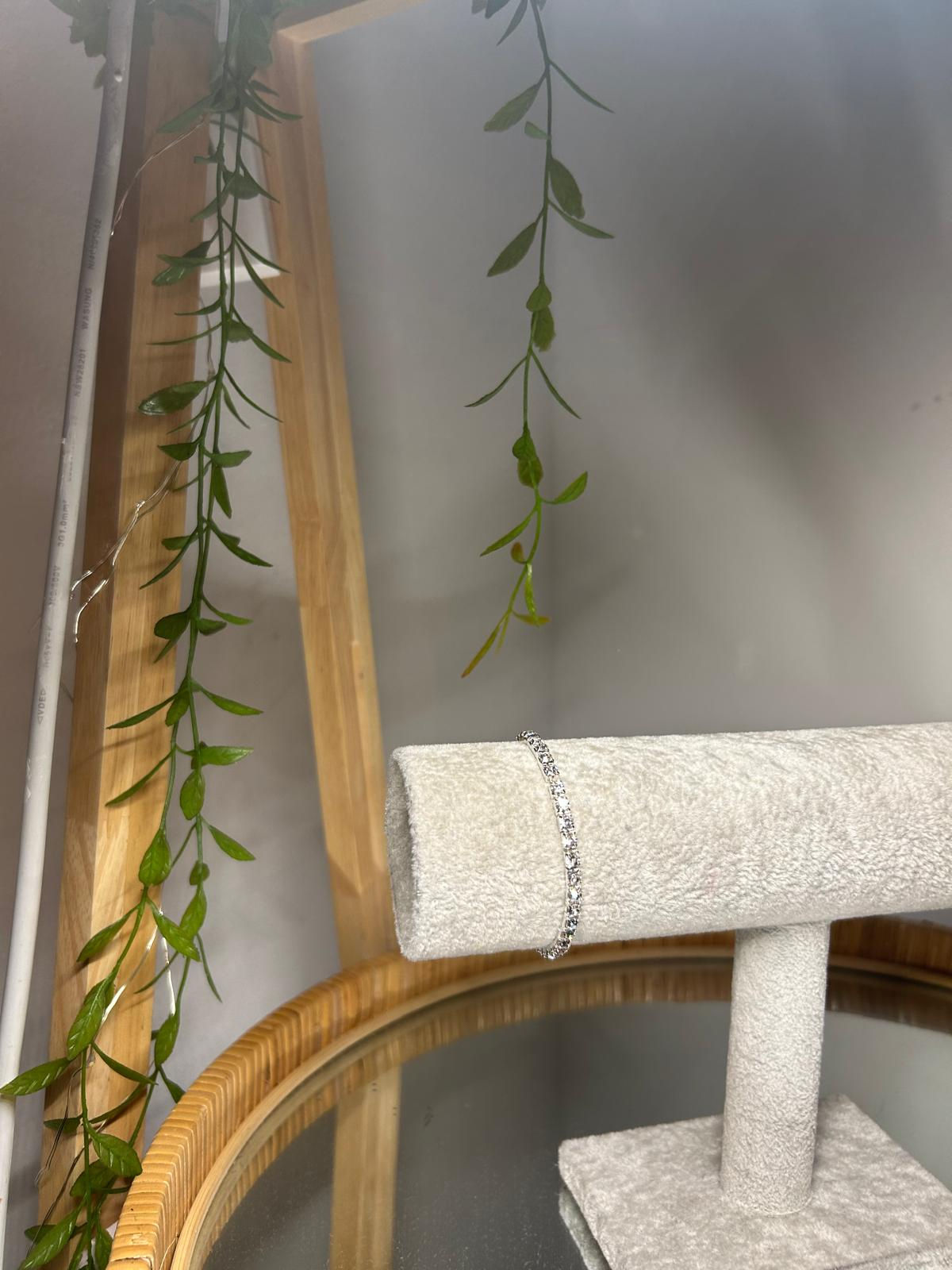 צמיד יד -גרייס