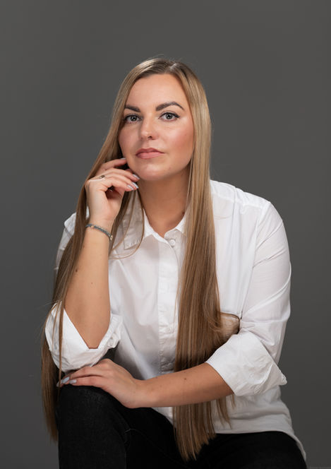 Verslo fotosesijos Kaune, verslo fotosesija Kaunas, verslo portretai Kaunas, Prekės ženklo fotografas Kaune, Verslo fotografas Kaune, Produktu fotografas Kaunas, Dainius Leščinskas Fotografas Kaune