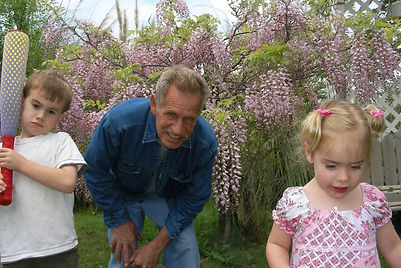 bee hunter hailey easter.jpg