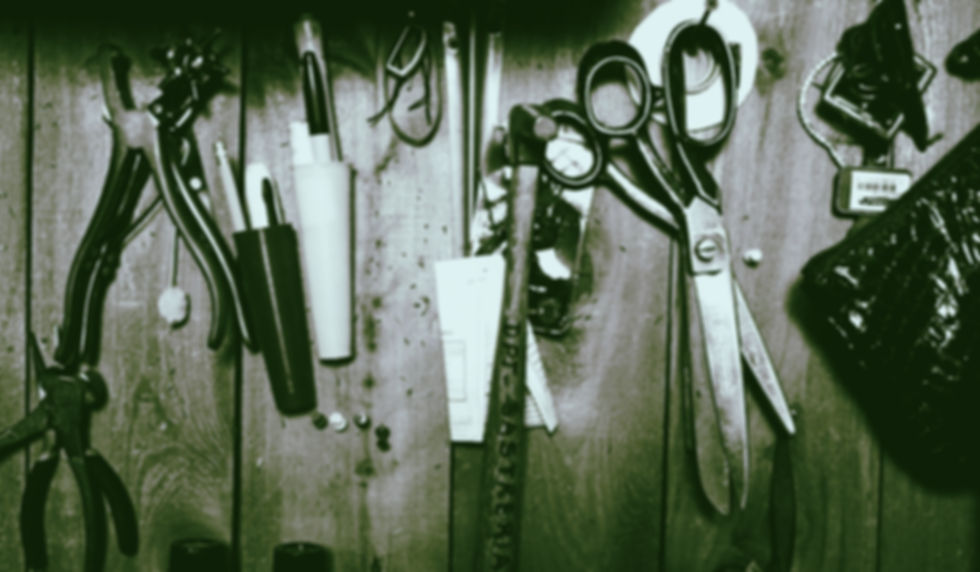 tailoring-tools-1024x572_edited.jpg