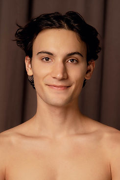 Ben de Andrade Headshot (1) (1).jpeg