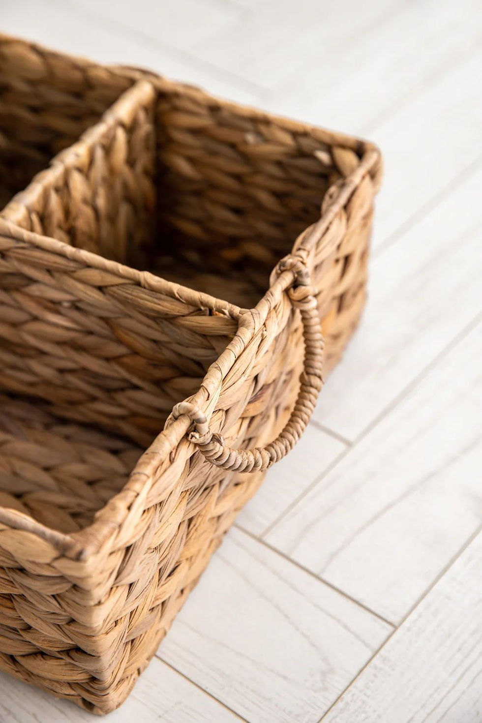 Küçük resim: Hasır Düzenleyici Sepet