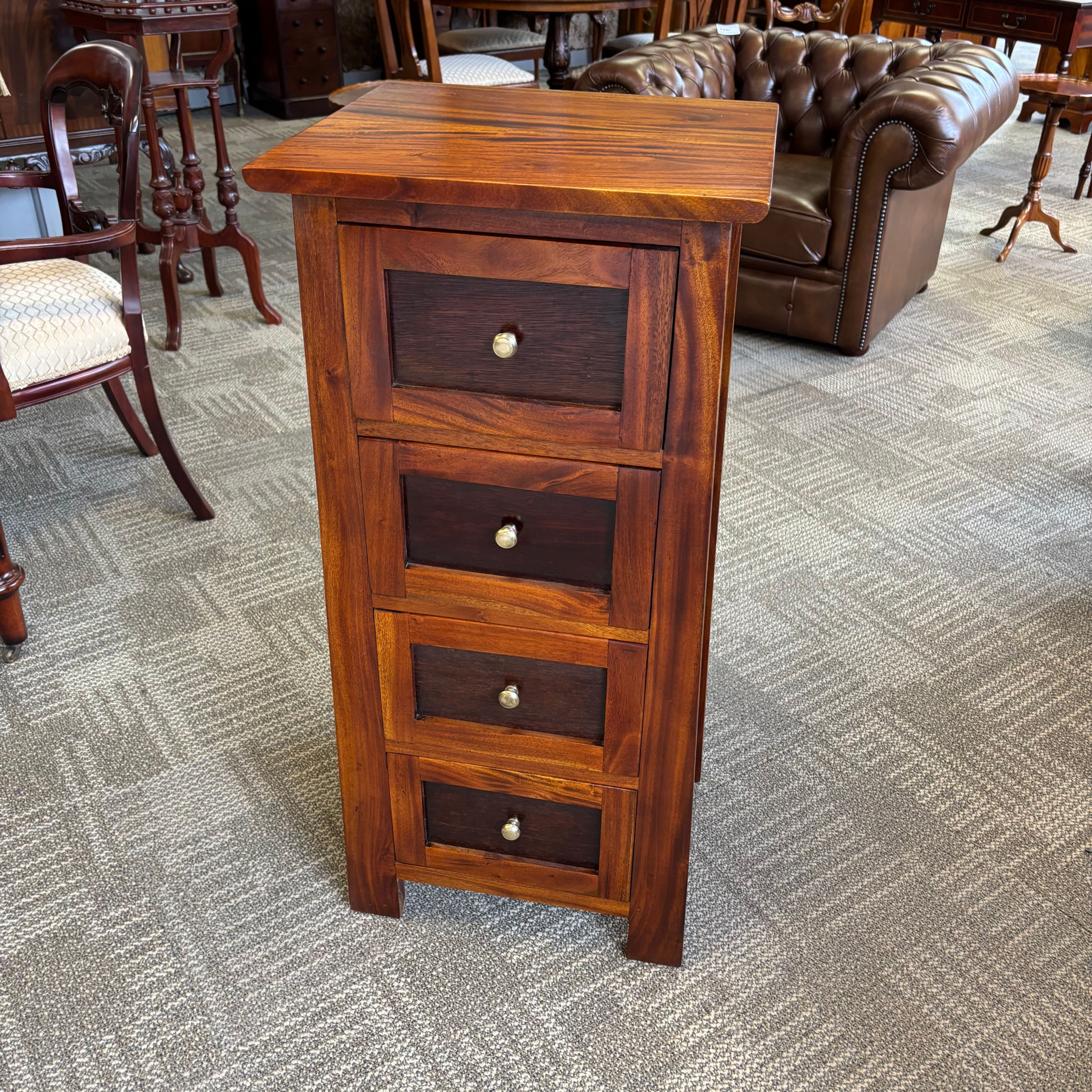 Solid tall four-drawer chest tall boy