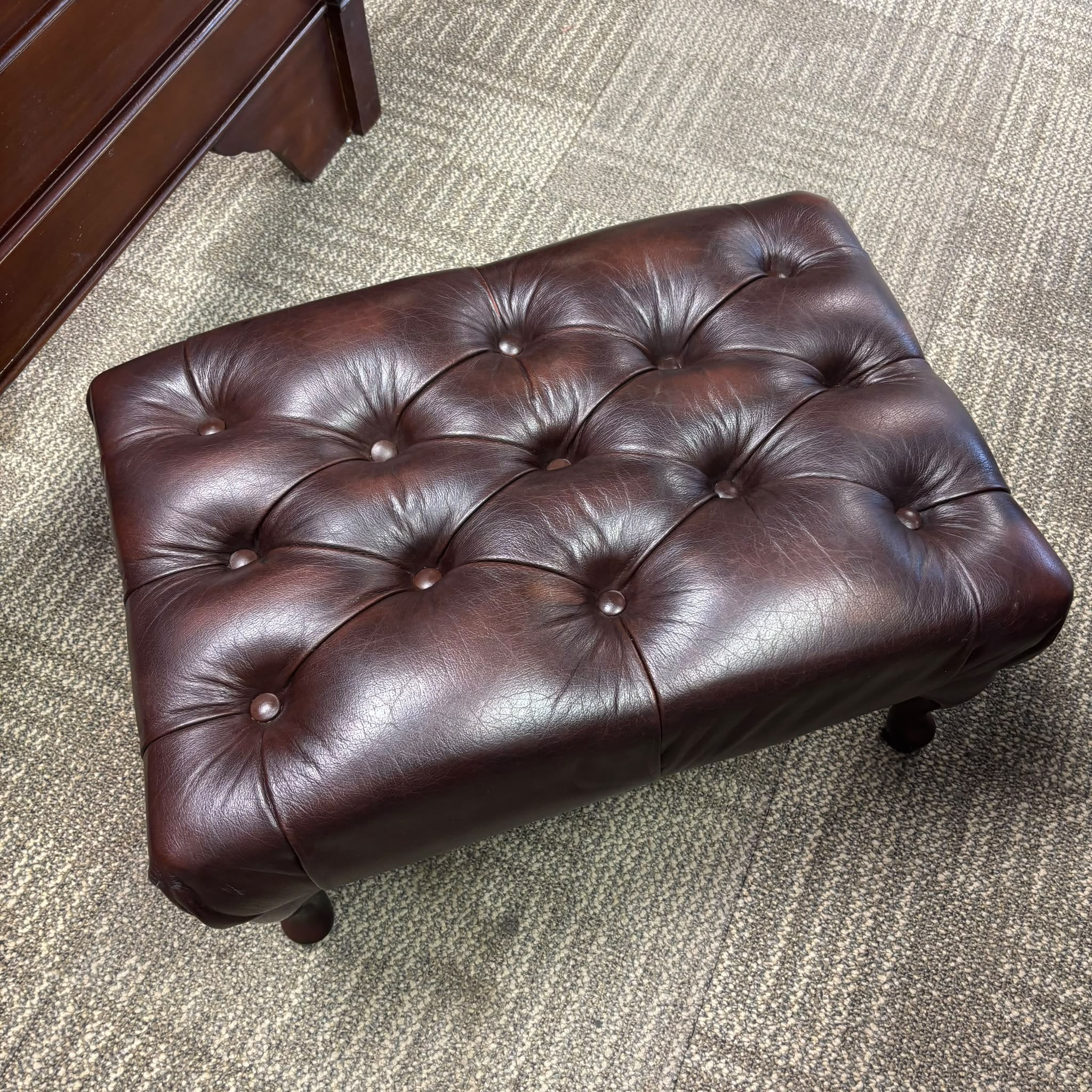 Vintage pre-owned deep buttoned leather brown footstool