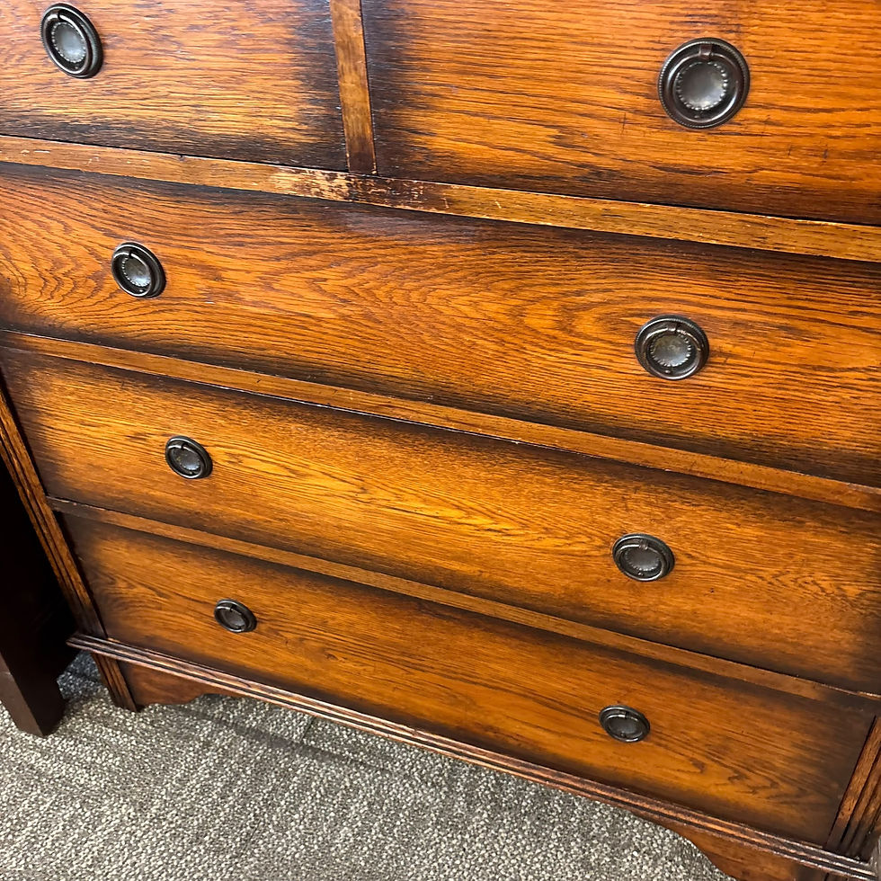 Thumbnail: Traditional Arts & Crafts oak five drawer chest