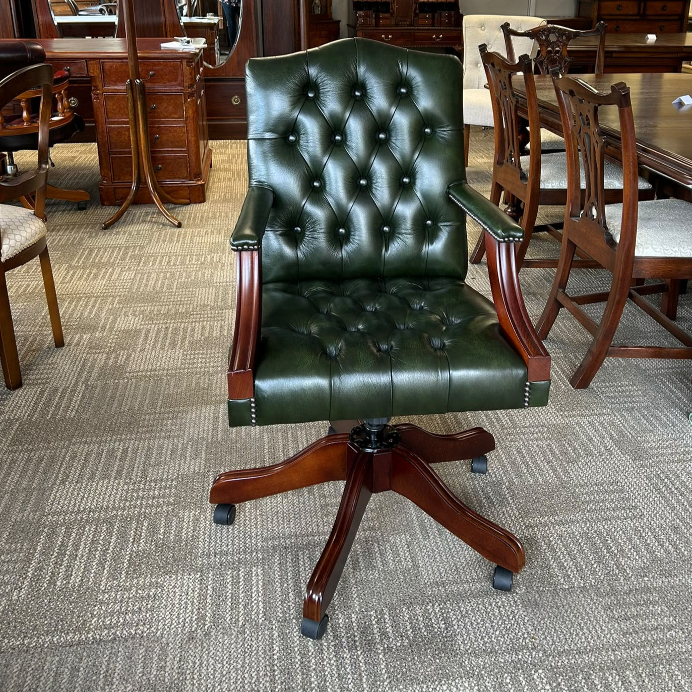 Chesterfield Gainsborough high back swivel office chair
