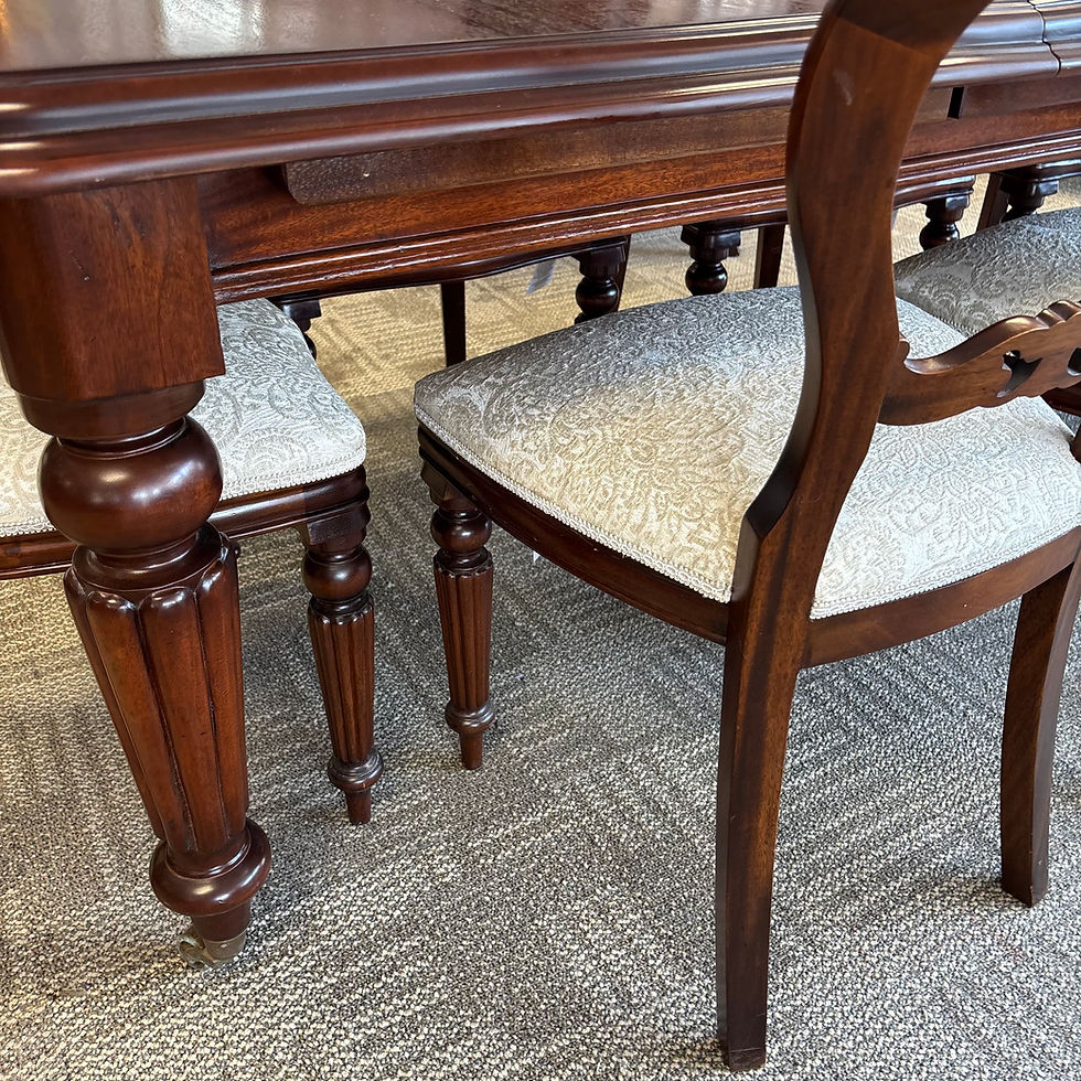 Thumbnail: Victorian-style mahogany extendable dining table with turned legs & 8 chairs
