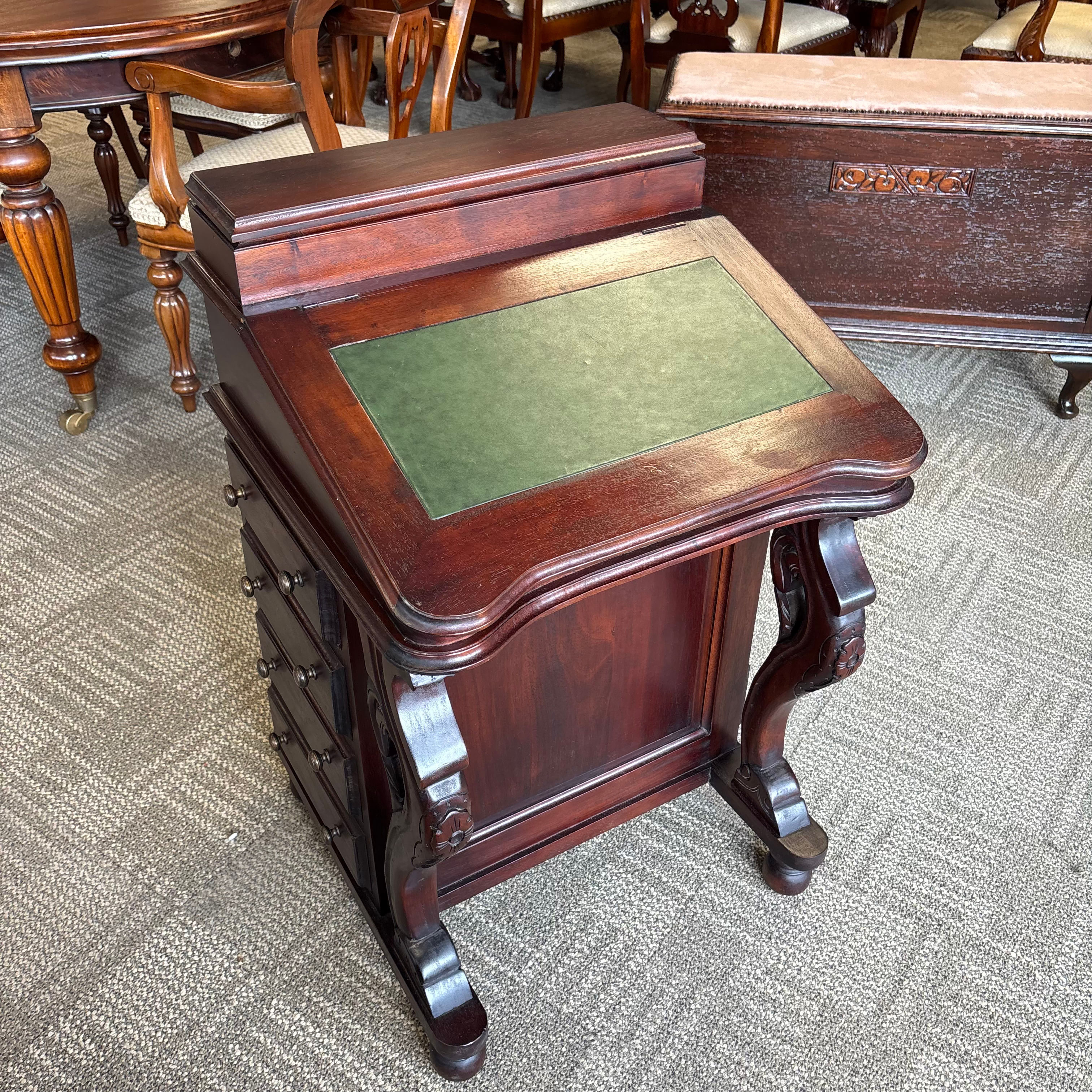 Victorian-style Davenport desk, mahogany with a green leather writing slope