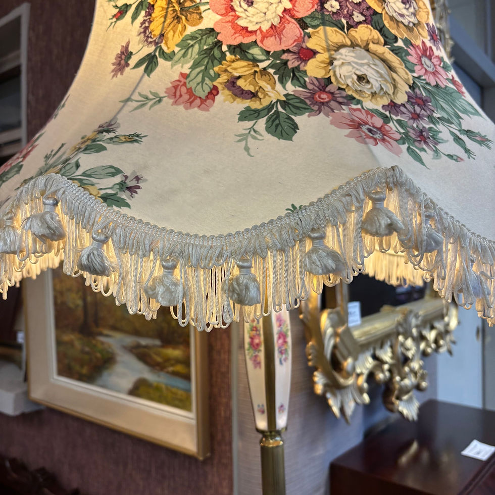 Thumbnail: Fabulous mid to late 20th century tall vintage floor lamp