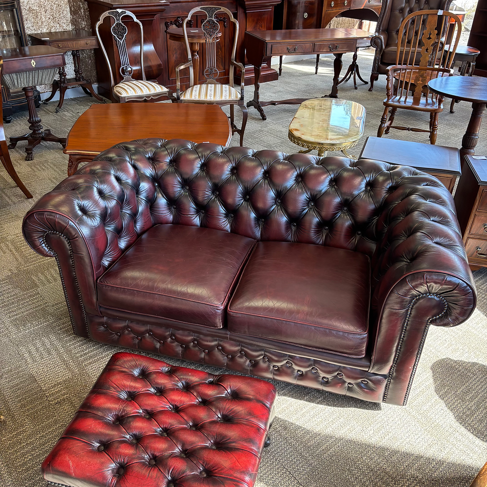 Fabulous oxblood Thomas Lloyd preowned leather 2 seater chesterfield chair