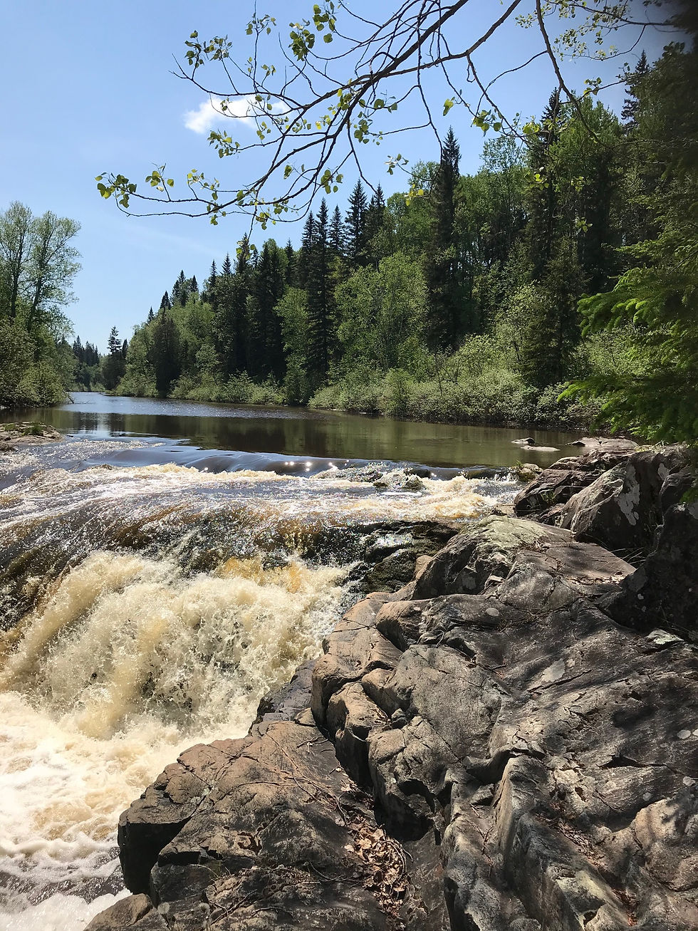 fallsnrocks
