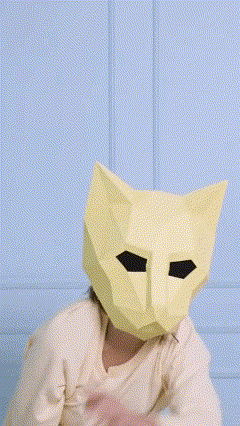 Animal_LAURA_VALLS.gif