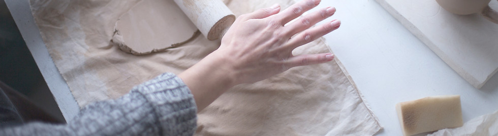 Ceramic workshop & lessons in hand building in Rijswijk South Holland. creative therapy with CLAY