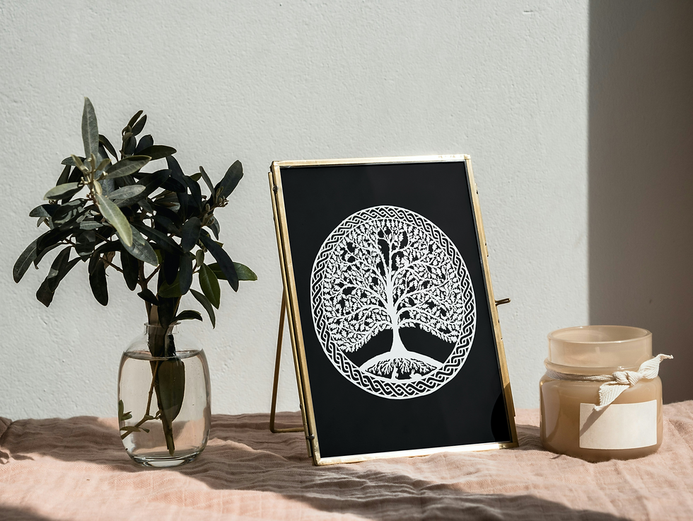 Miniatura: Cuadro papel calado Arbol de la Vida 20x25 cms sobre mesa