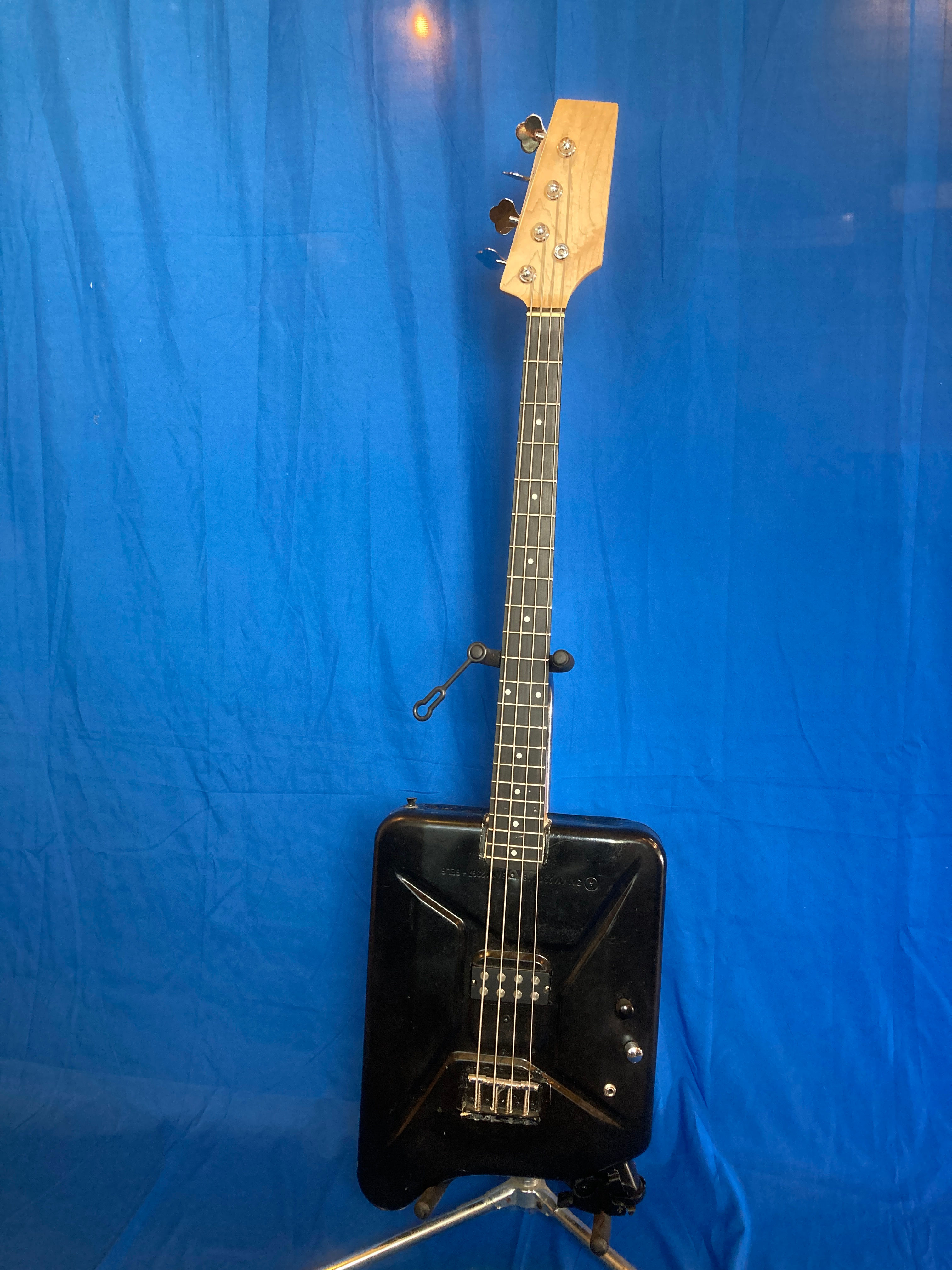 Basse Jerrycan