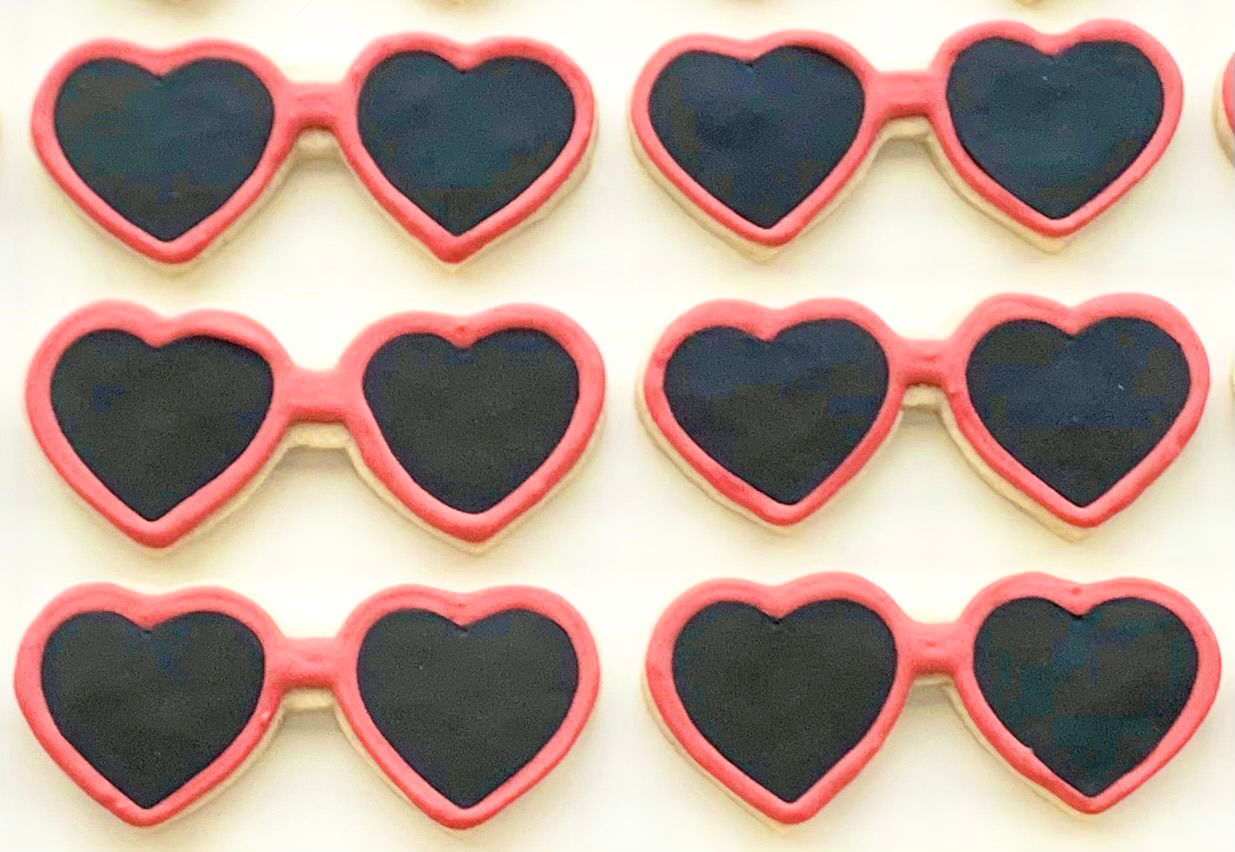 Heart-shaped Sunglasses Cookie