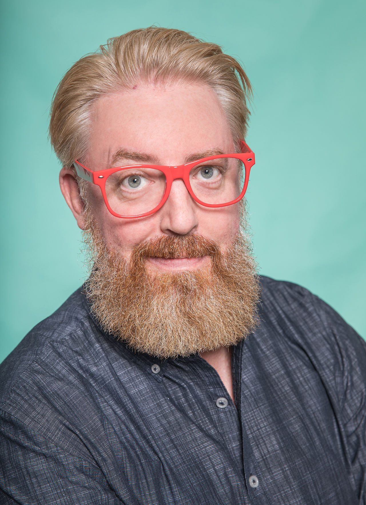 Commercial acting headshots in Los Angeles