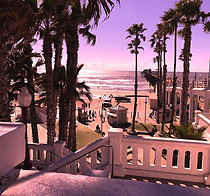 low san diego per flyer divine.jpg