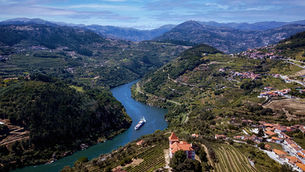 Discover the Magic of European River Cruises: Join Our Exclusive Douro River Virtual Event