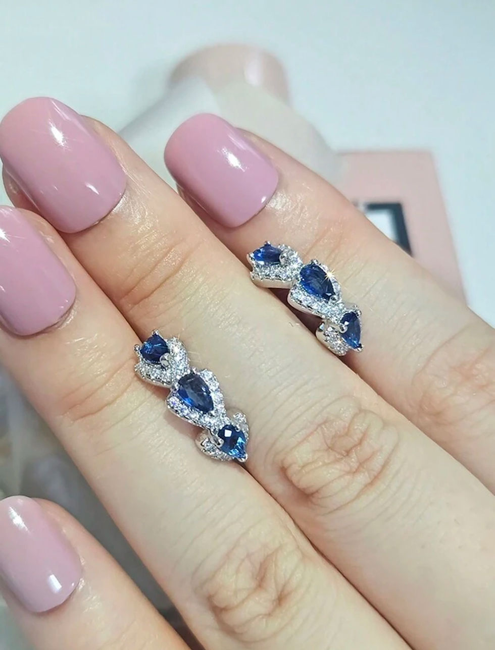 Thumbnail: Blue Elegant Dangle Rhinestone Drop Earrings